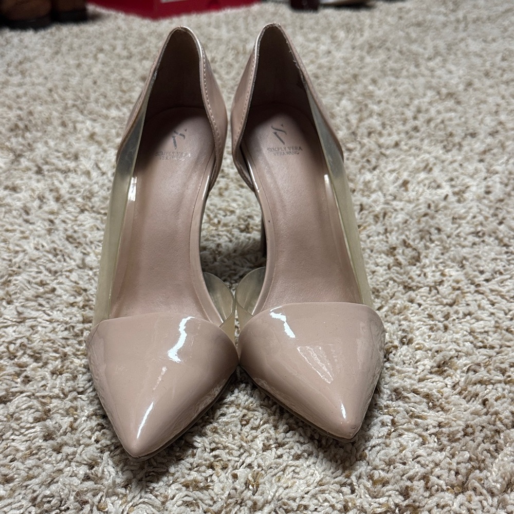 Simply Vera Vera Wang Beige Heels